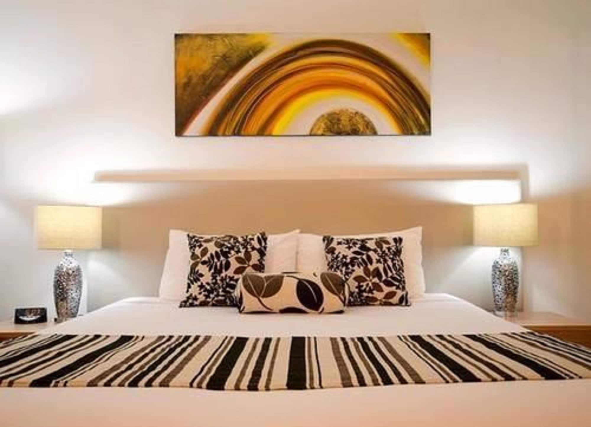 Central Cosmo Apartment Hotel Бризбейн Екстериор снимка