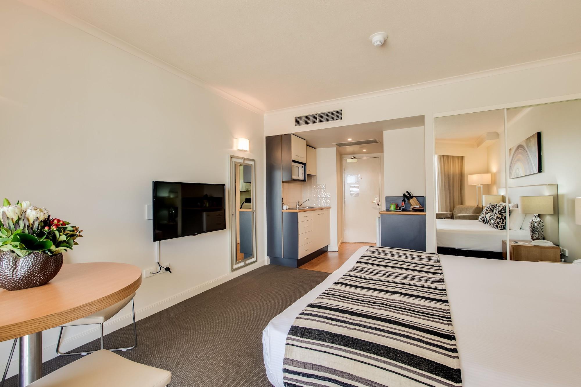 Central Cosmo Apartment Hotel Бризбейн Екстериор снимка