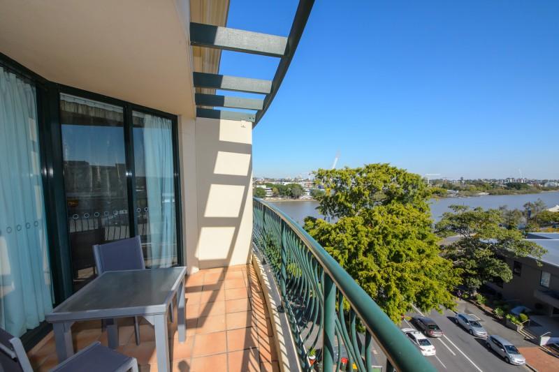 Central Cosmo Apartment Hotel Бризбейн Екстериор снимка