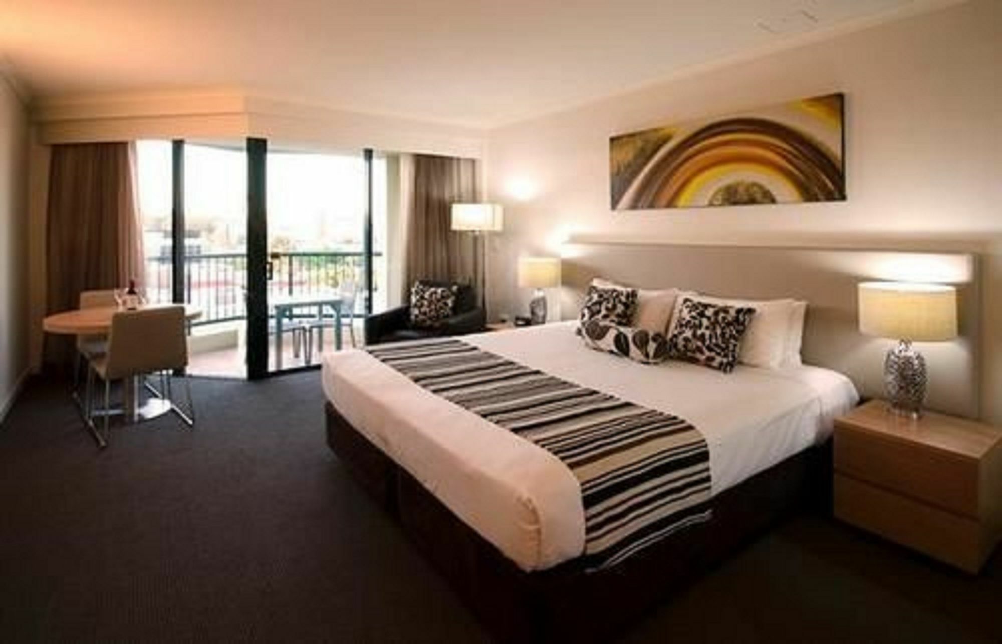 Central Cosmo Apartment Hotel Бризбейн Екстериор снимка