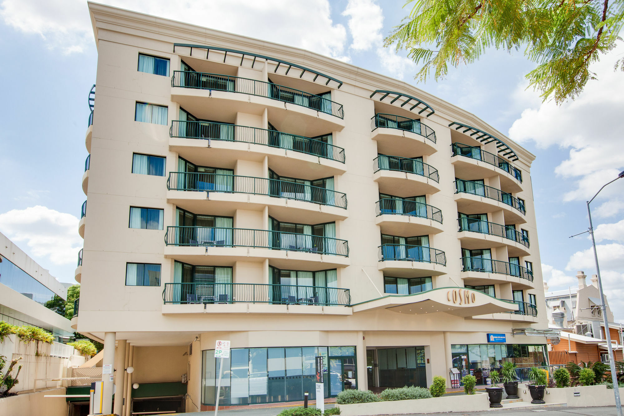 Central Cosmo Apartment Hotel Бризбейн Екстериор снимка